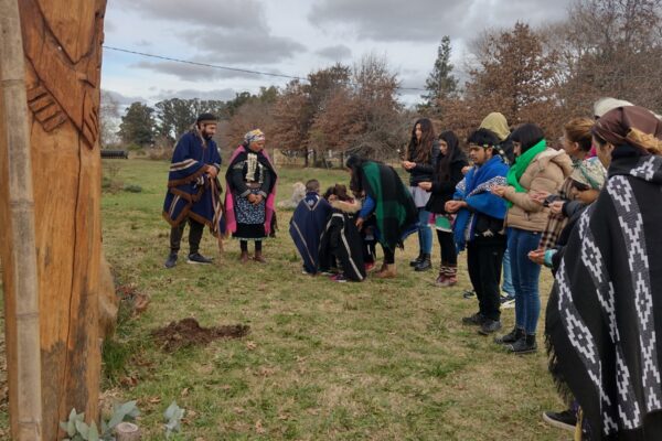“El 12 de octubre debe ser un día para repensar la convivencia con lo diverso”